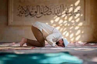 Your Ultimate Umrah Tour Guide for a Memorable Vacation Experience